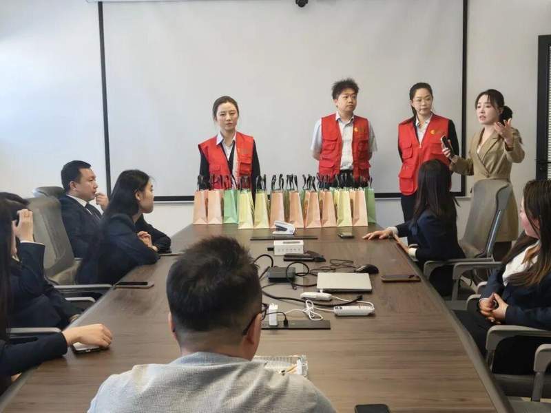  金融与地产深度融合；城北支行入驻房贷市场，中央公园项目迎来新助力。 房产家居