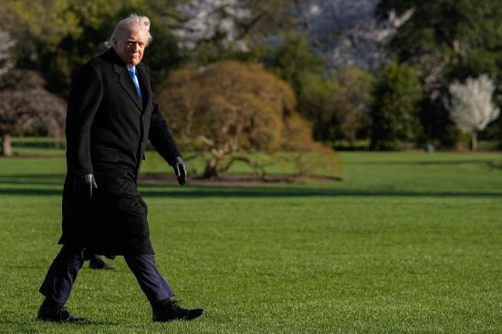  中东局势出现新动向；特朗普透露与伊朗谈判进展；霍尔木兹海峡通行条件获明确。 股票财经 中东局势出现新动向；特朗普透露与伊朗谈判进展；霍尔木兹海峡通行条件获明确。 股票财经 中东局势出现新动向；特朗普透露与伊朗谈判进展；霍尔木兹海峡通行条件获明确。 股票财经