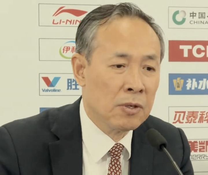  CBA战术复盘：北京队胜局背后的防守逻辑与心态建设 体育新闻