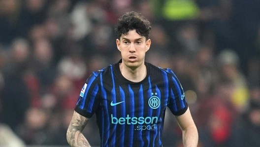  防线重构逻辑：巴斯托尼转会巴萨的必然性与博弈真相 体育新闻 防线重构逻辑：巴斯托尼转会巴萨的必然性与博弈真相 体育新闻 防线重构逻辑：巴斯托尼转会巴萨的必然性与博弈真相 体育新闻