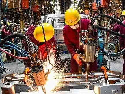  复盘农夫山泉盈利模型：电商渠道管控下的利润增长逻辑 IT技术 复盘农夫山泉盈利模型：电商渠道管控下的利润增长逻辑 IT技术 复盘农夫山泉盈利模型：电商渠道管控下的利润增长逻辑 IT技术