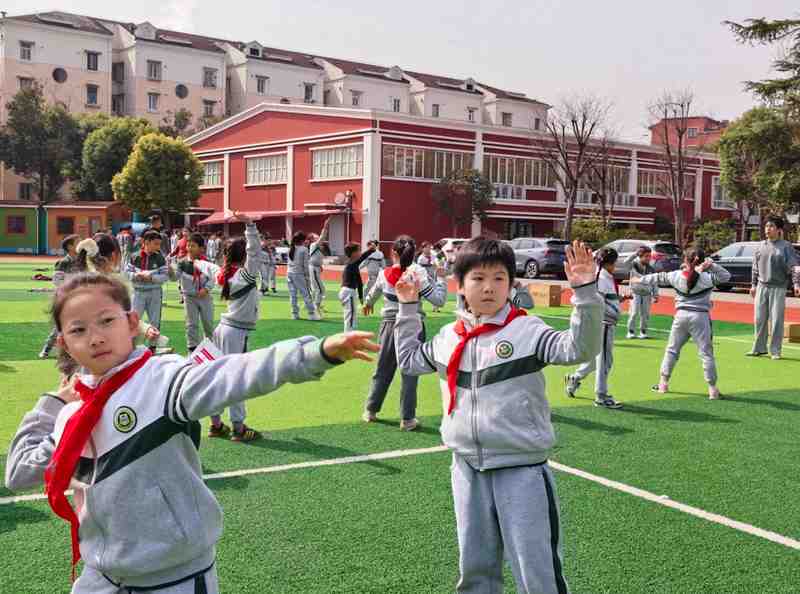  奥运冠军进校园的深层价值：古美学校体育教育体系的技术拆解与可复制性分析 教育招生