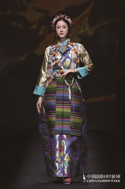  藏装数字重构：一位文物与博物馆学背景设计师的技术路径解析 文化旅游