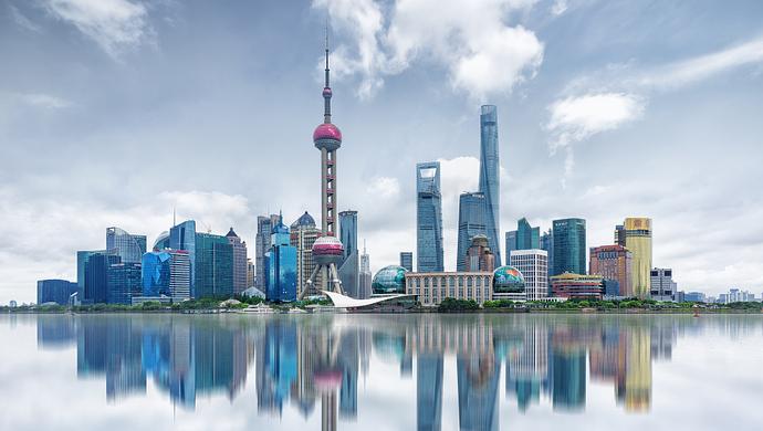  从“工业上楼”到产业链聚合：南山红花岭基地如何重构先进制造新范式 新闻