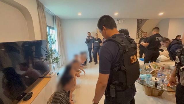  跨境电诈谣言的破案全流程：警方如何用40天揭开19岁女孩自导自演的惊天骗局 新闻