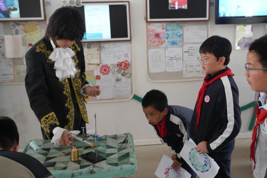  跨学科融合的时空切片：交中德富「漫游时空日」教育实践深度解构 教育招生