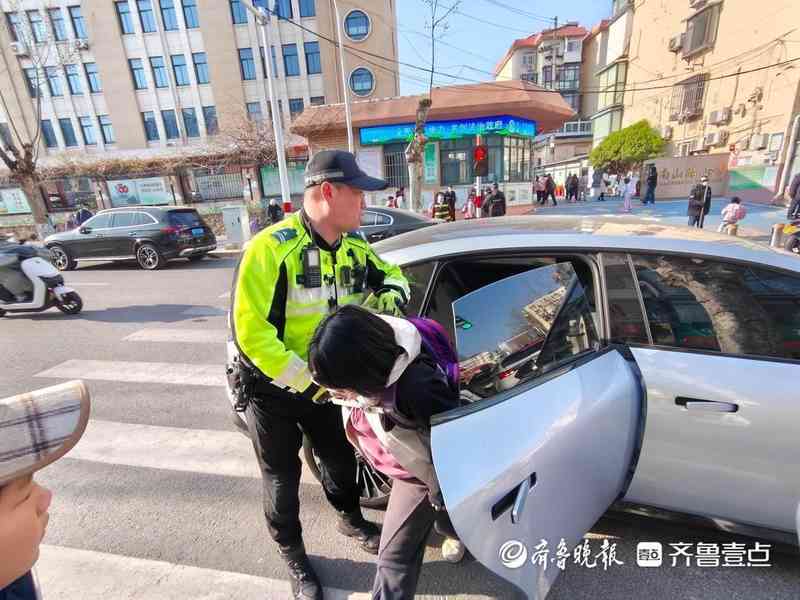  从拥堵困局到流畅护送：烟台交警王钟粒14年打磨的「即停即走」工作法 新闻 从拥堵困局到流畅护送：烟台交警王钟粒14年打磨的「即停即走」工作法 新闻